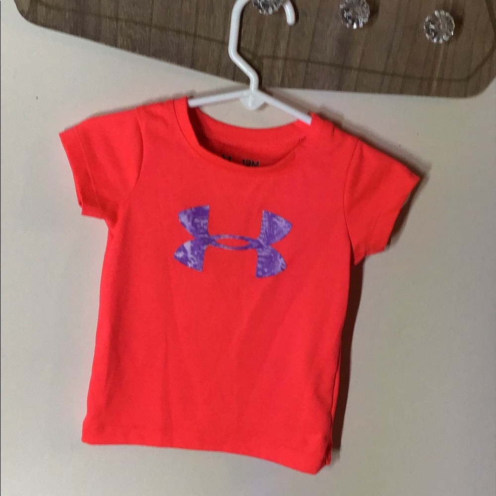 Girls under armor T-shirt size 12 months